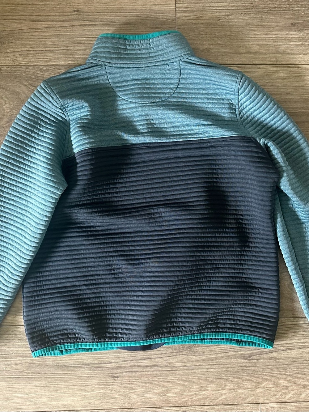 L.L. Bean color block pullover - Teal & Navy - Picture 7 of 7